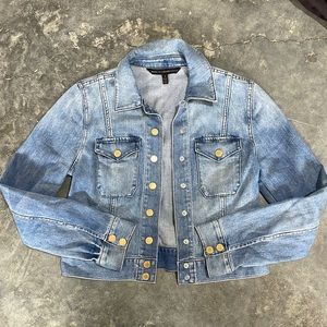 White House Black market size 2 jean jacket with gold button details